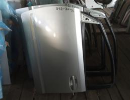 Дверь передняя левая для TOYOTA PRIUS NHW20  запчасти бу