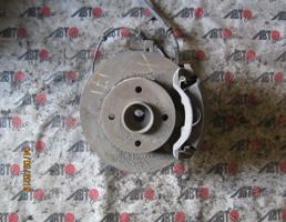 Ступица передняя правая для NISSAN CUBE ANZ10/Z10/AZ10  запчасти бу