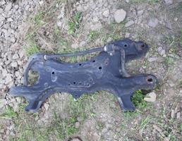 Балка под ДВС для TOYOTA ISIS ANM10G/ANM10W/ANM15G/ANM15W/ZNM10G/ZNM10W  запчасти бу