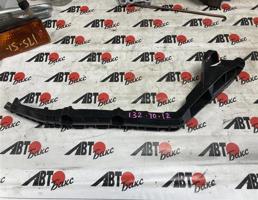 Крепление бампера заднее правое для NISSAN LEAF AZE0  запчасти бу