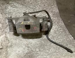 Суппорт передний левый для TOYOTA IPSUM SXM10G/SXM15G/CXM10G  запчасти бу