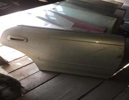 Дверь задняя правая для TOYOTA MARK II GX90/JZX90/JZX91/JZX93/SX90/LX90  запчасти бу