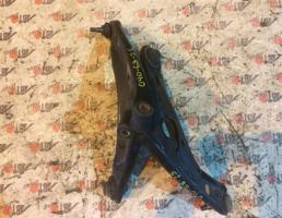 Рычаг передний нижний левый для TOYOTA VITZ NCP95/KSP90/NCP91/SCP90  запчасти бу