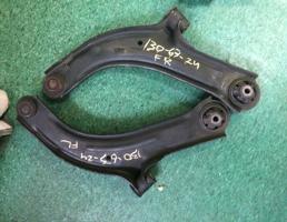 Рычаг передний нижний правый для NISSAN WINGROAD Y12  запчасти бу