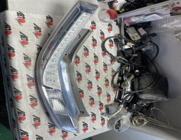 Фонарь задний левый для NISSAN LEAF AZE0  запчасти бу