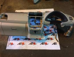 торпедо для NISSAN LEAF AZE0  запчасти бу