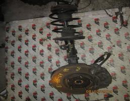 Ступица передняя правая для TOYOTA ISIS ANM10G/ANM10W/ANM15G/ANM15W/ZNM10G/ZNM10W  запчасти бу