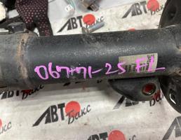 Стойка передняя левая для TOYOTA VITZ NSP130  запчасти бу