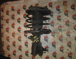 Стойка передняя правая для MAZDA PREMACY CP8W/CPEW  запчасти бу