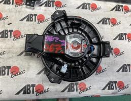 мотор печки  для TOYOTA VITZ NSP130  запчасти бу