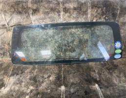 Стекло двери ЗАДКА для NISSAN NV200 VM20  запчасти бу