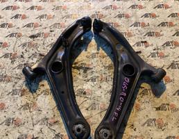 Рычаг передний нижний правый для TOYOTA PORTE NNP10/NNP11/NNP15  запчасти бу