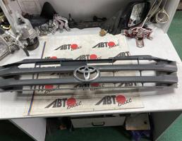 Решетка радиатора для TOYOTA TOWN ACE SR40G/SR50G/CR40G/CR50G/KR41V/KR42V/CR52V/CR41V/CR  запчасти бу