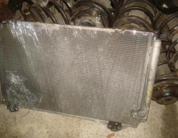 Радиатор кондиционера для TOYOTA AVENSIS AZT250  запчасти бу