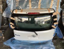 Дверь задка для TOYOTA PORTE NCP141  запчасти бу