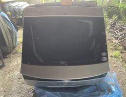 Дверь задка для TOYOTA PRIUS NHW20  запчасти бу