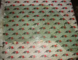 Стекло двери передней правой для NISSAN CARAVAN VRMGE24/E24  запчасти бу