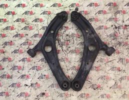Рычаг передний нижний правый для TOYOTA VITZ NCP10/NCP13/NCP15/SCP10/SCP13  запчасти бу