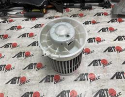 Моторчик печки для NISSAN X-TRAIL NT32  запчасти бу