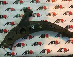 Рычаг передний нижний правый для TOYOTA COROLLA AE90  запчасти бу