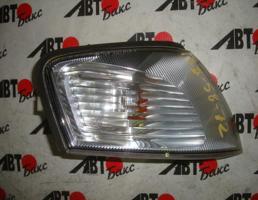 Фонарь боковой правый для NISSAN AD VFY11/VY11/VHNY11/VGY11/VENY11/VEY11  запчасти бу