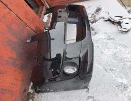 Бампер передний для SUBARU LEGACY BPE  запчасти бу