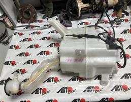 Бачок омывателя для TOYOTA PRIUS ALPHA ZVW41  запчасти бу