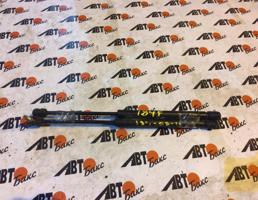 Амортизатор двери задка ПАРА для NISSAN CEFIRO A33/PA33  запчасти бу