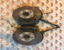 Ступица передняя правая для TOYOTA PROGRES JCG10/JCG11/JCG15  запчасти бу