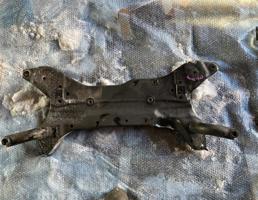 балка передняя для MITSUBISHI OUTLANDER CW5W  запчасти бу