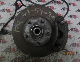 Ступица передняя правая для TOYOTA NOAH AZR60G/AZR65G  запчасти бу