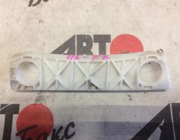 Крепление бампера переднее правое  для NISSAN BLUEBIRD SYLPHY/ALMERA KG11  запчасти бу