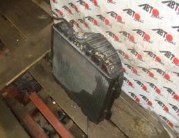 Радиатор охлаждения для SUZUKI JIMNY JA11  запчасти бу