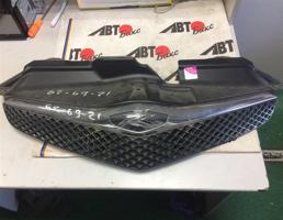 Решетка радиатора для TOYOTA RACTIS NCP105/NCP100/SCP100  запчасти бу