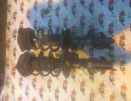 Стойка передняя левая для NISSAN TIIDA C11/SC11  запчасти бу