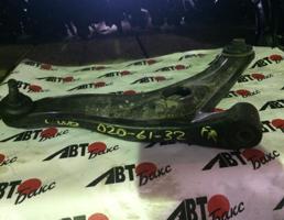 Рычаг передний нижний правый для TOYOTA VITZ NCP10/NCP13/NCP15/SCP10/SCP13  запчасти бу