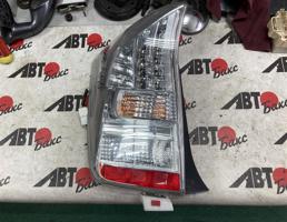 Фонарь задний левый для TOYOTA PRIUS ZVW30  запчасти бу