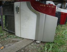 Дверь задняя левая для ISUZU BIGHORN UBS25DW/UBS25GW/UBS69DW/UBS69GW  запчасти бу