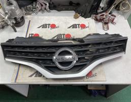 Решетка радиатора для NISSAN NV200 VM20  запчасти бу