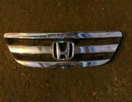 Решетка радиатора для HONDA EDIX BE3  запчасти бу