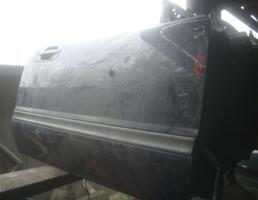 Дверь передняя правая для NISSAN CIMA FPY31/Y31  запчасти бу