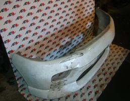 Бампер передний для TOYOTA REGIUS RCH41W/RCH47W/KCH40W/KCH46W  запчасти бу