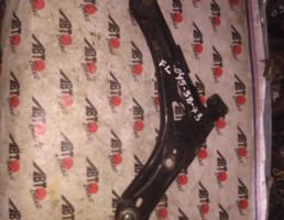 Рычаг передний нижний левый для TOYOTA PORTE NNP10/NNP11/NNP15  запчасти бу