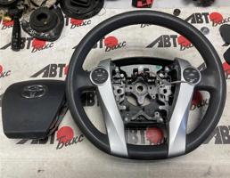 руль для TOYOTA PRIUS ZVW30  запчасти бу