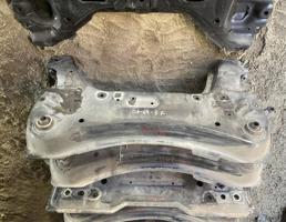 балка передняя для NISSAN BLUEBIRD SYLPHY/ALMERA KG11  запчасти бу