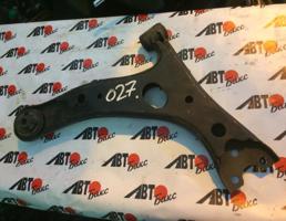 Рычаг передний нижний левый для TOYOTA PRIUS NHW10/NHW11  запчасти бу