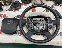 руль для TOYOTA PRIUS NHW20  запчасти бу
