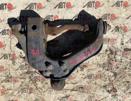 Рычаг передний верхний левый для TOYOTA HIACE LH119  запчасти бу