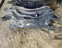 балка передняя для TOYOTA PORTE NCP141  запчасти бу